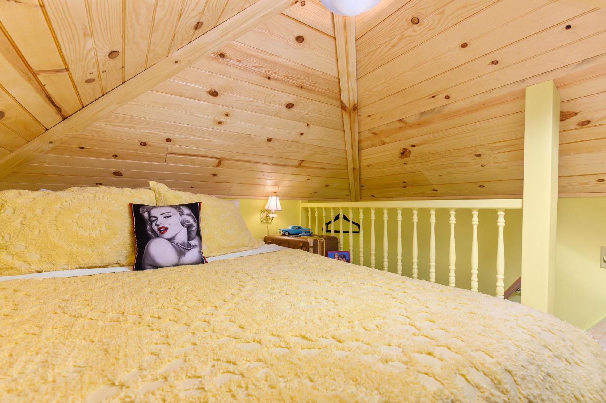 Tiny Digs - Hotel Of Tiny Houses Portland Room photo