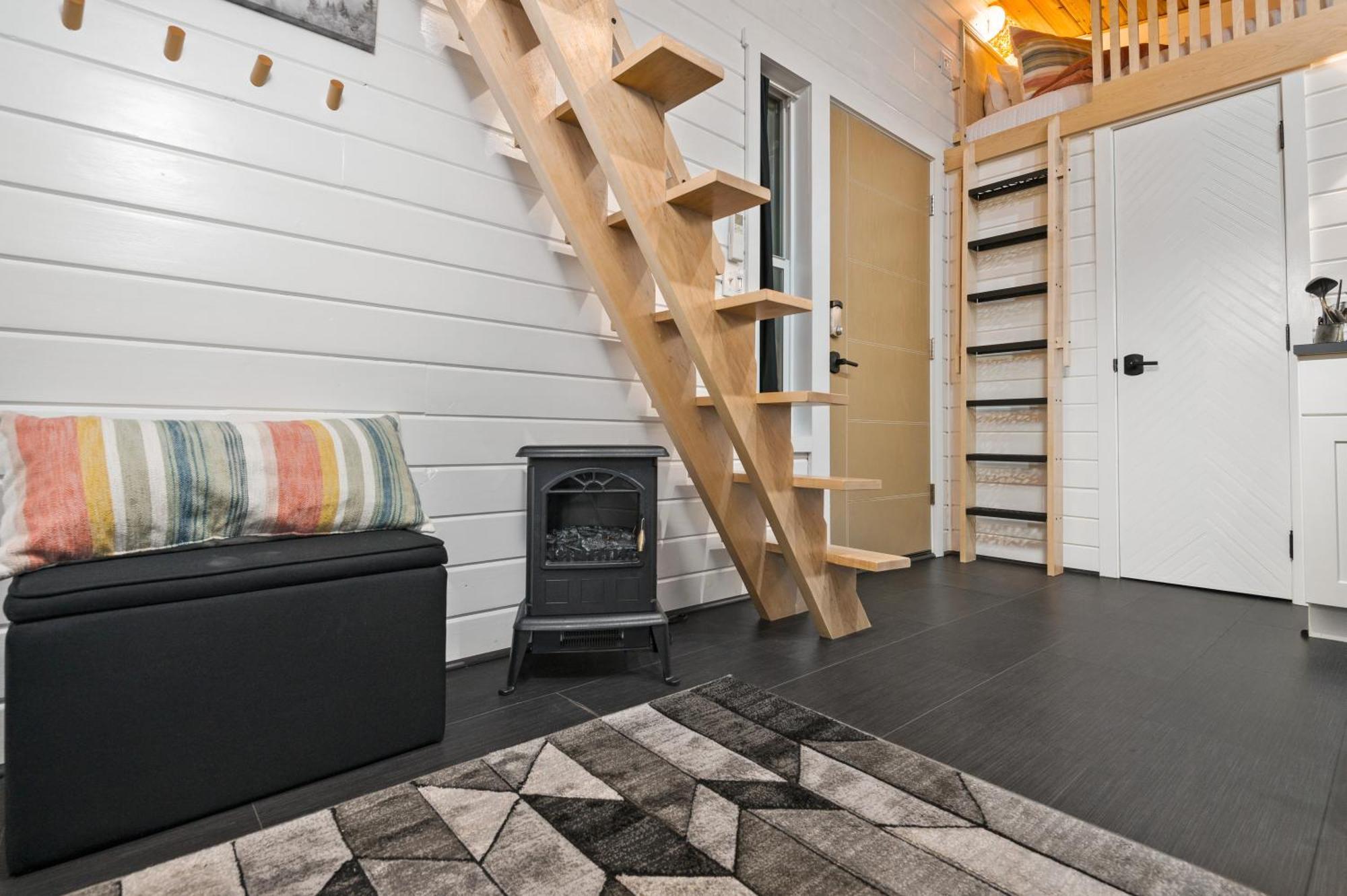 Tiny Digs - Hotel Of Tiny Houses Portland Room photo
