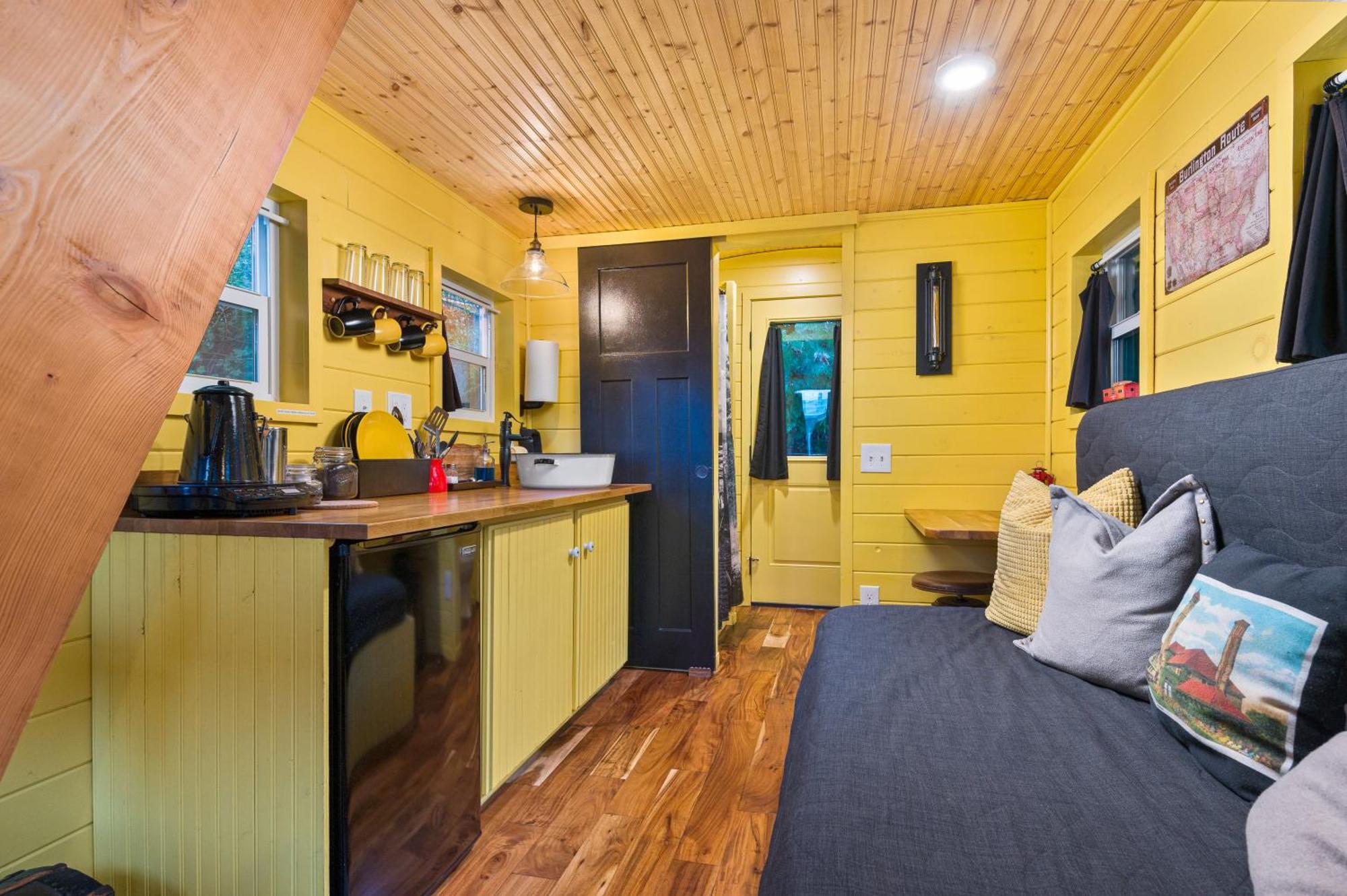 Tiny Digs - Hotel Of Tiny Houses Portland Room photo