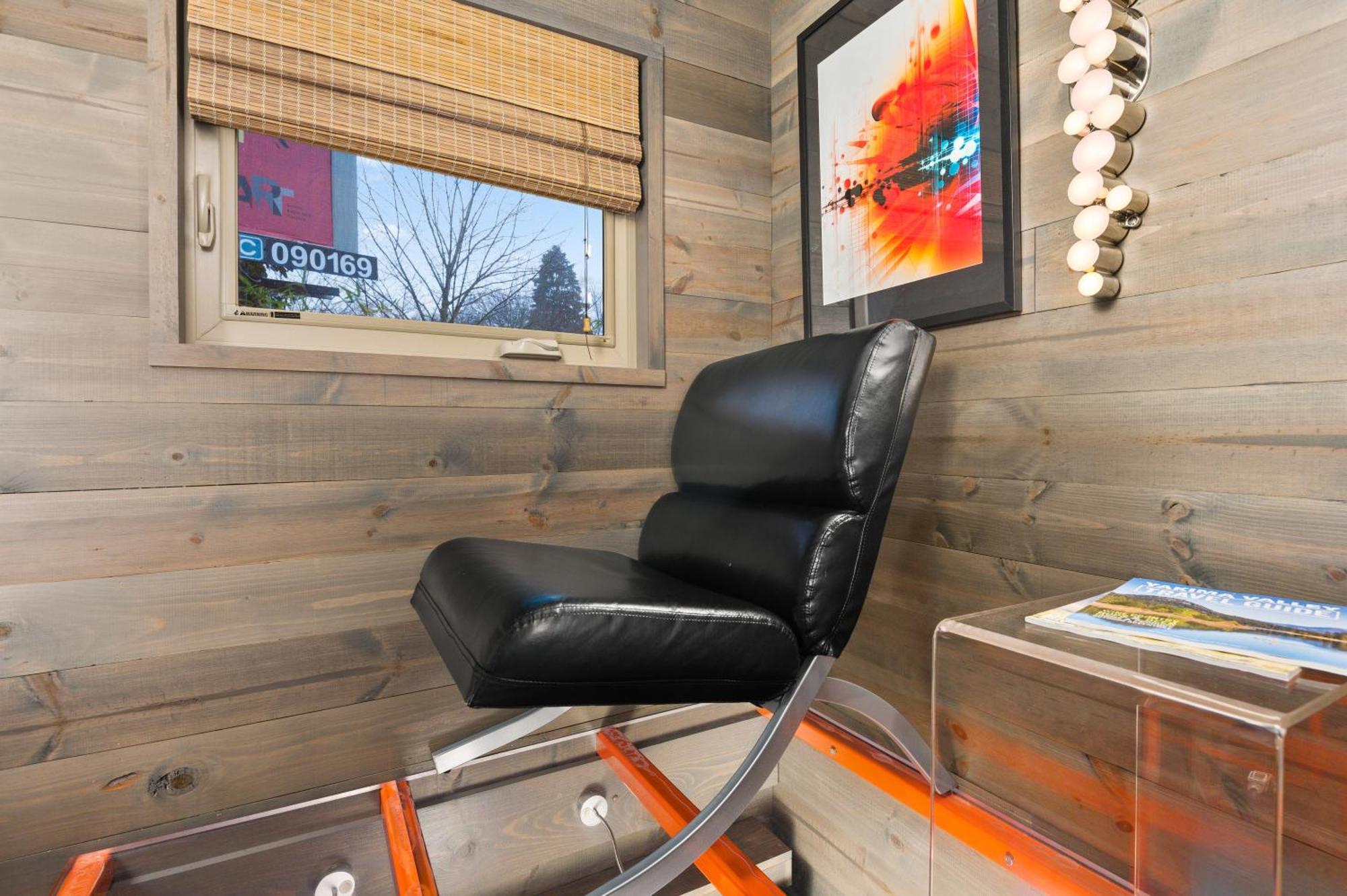 Tiny Digs - Hotel Of Tiny Houses Portland Room photo