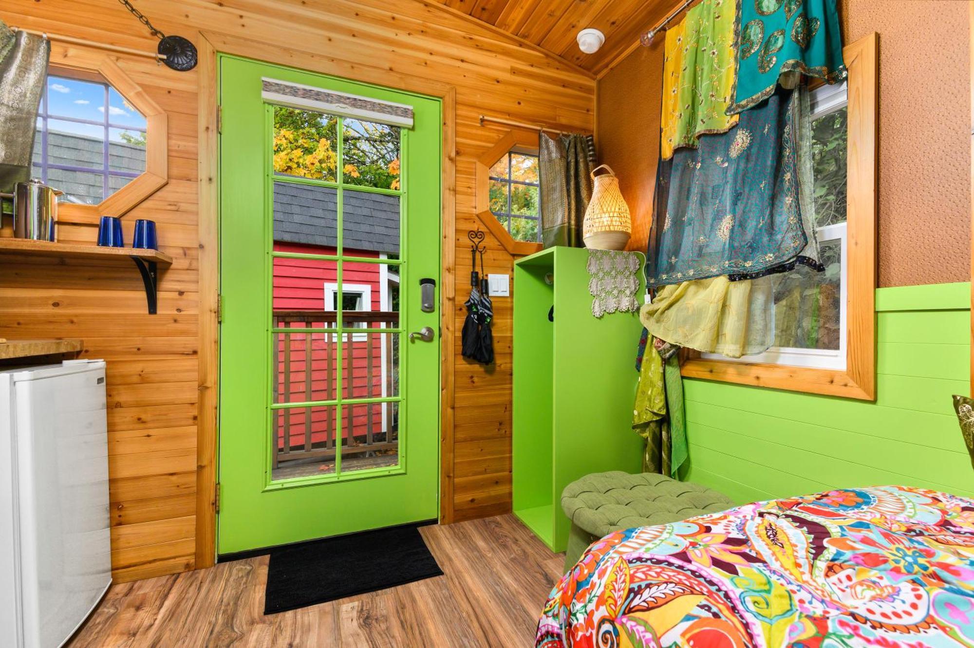 Tiny Digs - Hotel Of Tiny Houses Portland Room photo