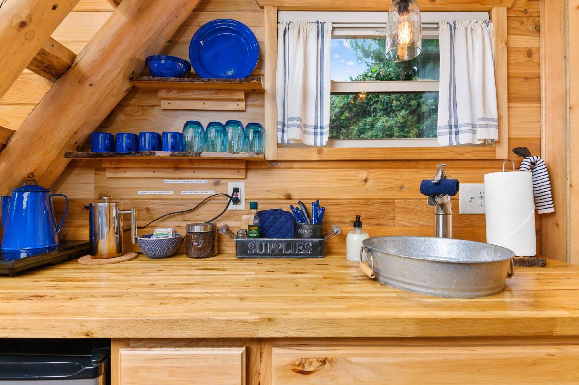 Tiny Digs - Hotel Of Tiny Houses Portland Room photo